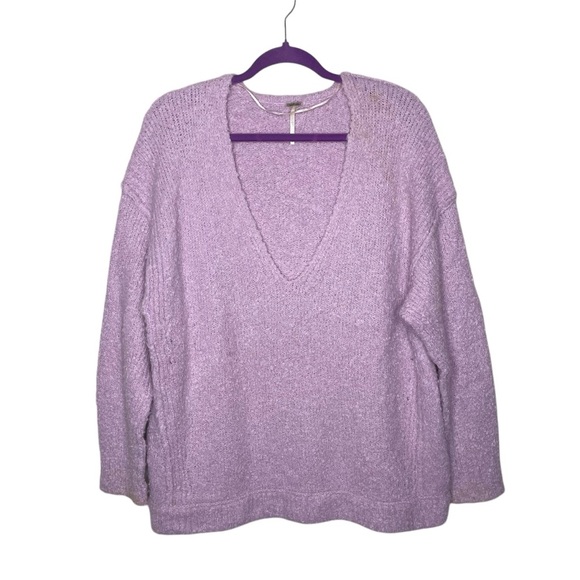 Free People Lofty V Neck Oversized Sweater Light Purple Lilac - Picture 3 of 13